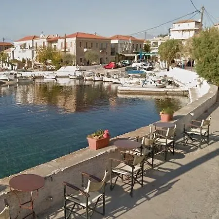 Mare Di L'angeli Gospodarstwo wiejskie Lévktron